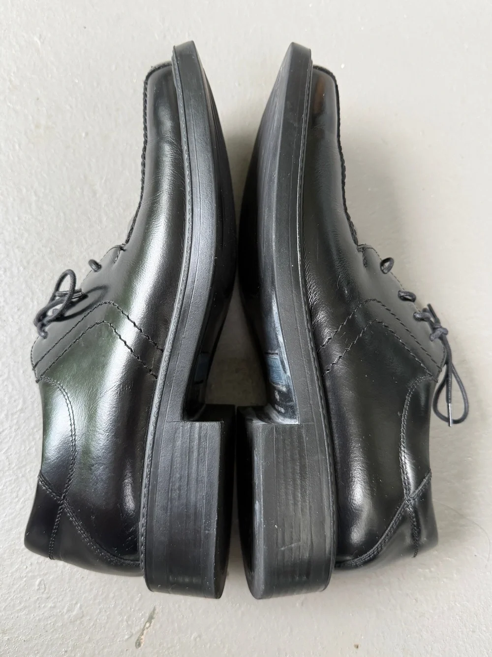 b.o.c. Black Leather Lace-Up Derby Shoes